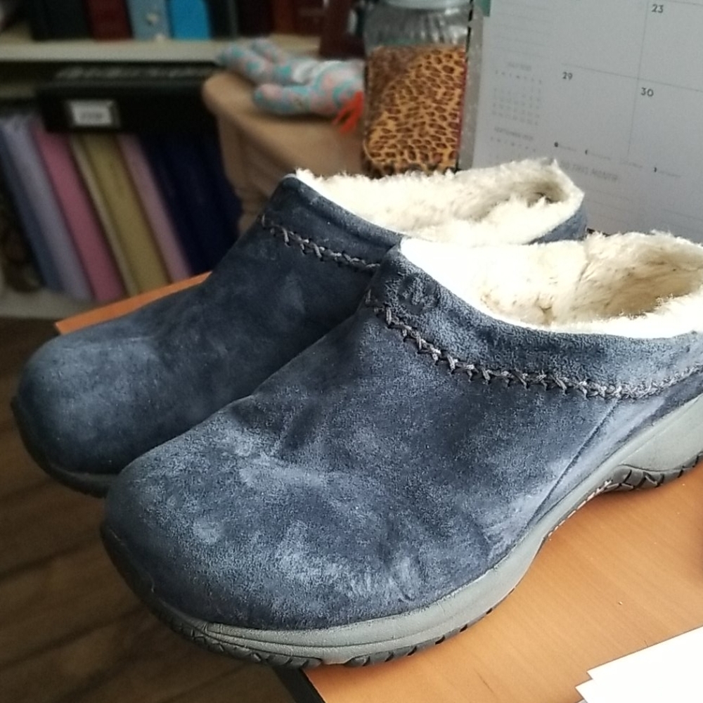Merrell fur lined slip ons